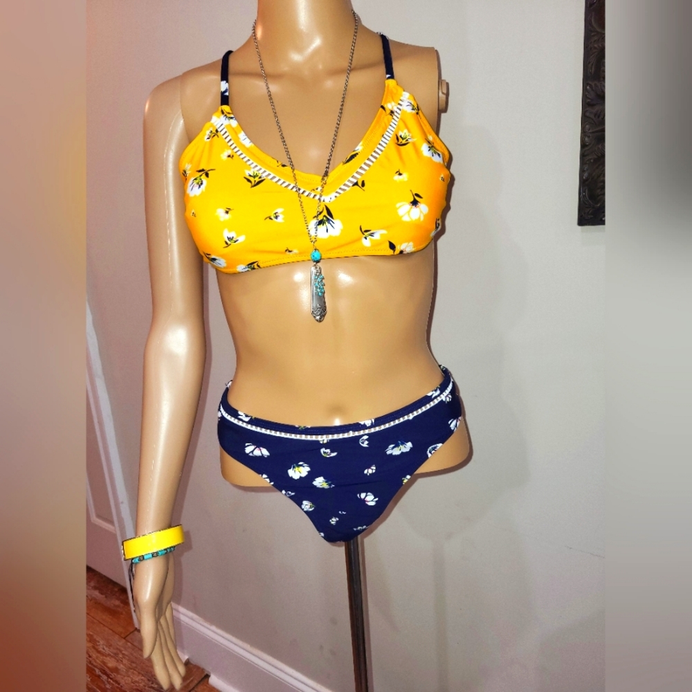 Cupshe NWOT bathing suit